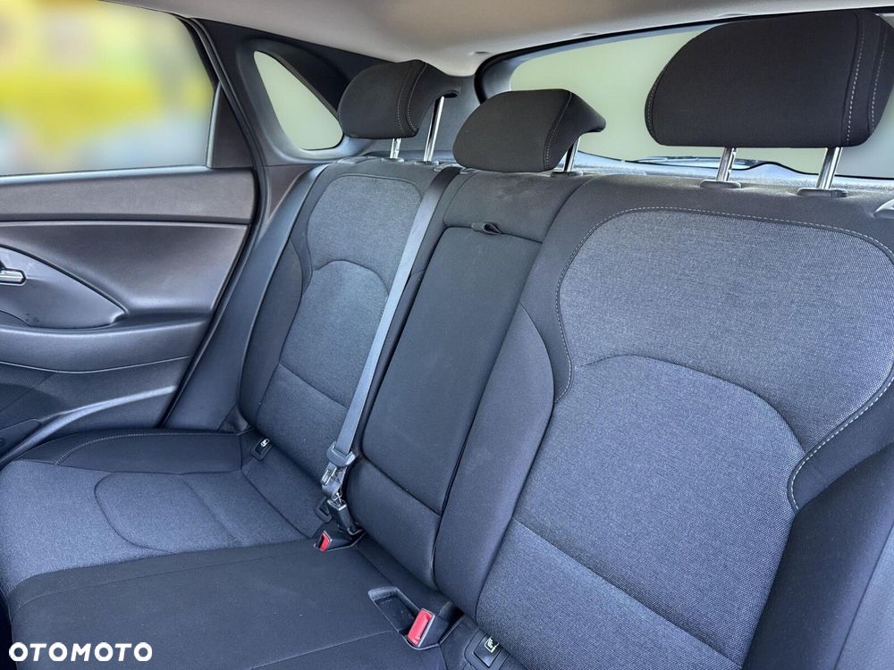 Hyundai i30 1.5 DPI Smart - 16