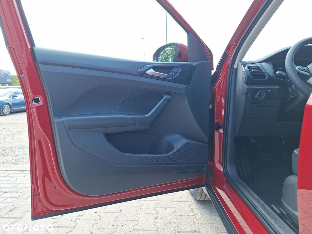 Volkswagen T-Cross - 10