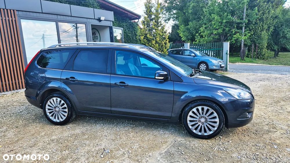 Ford Focus 1.6 16V Titanium - 10