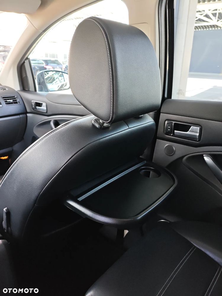 Ford Kuga 2.0 TDCi Titanium - 32