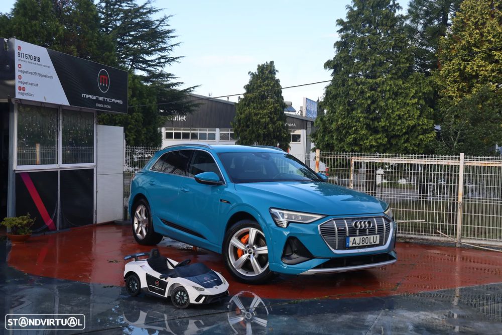 Audi e-tron 55 quattro S line - 1