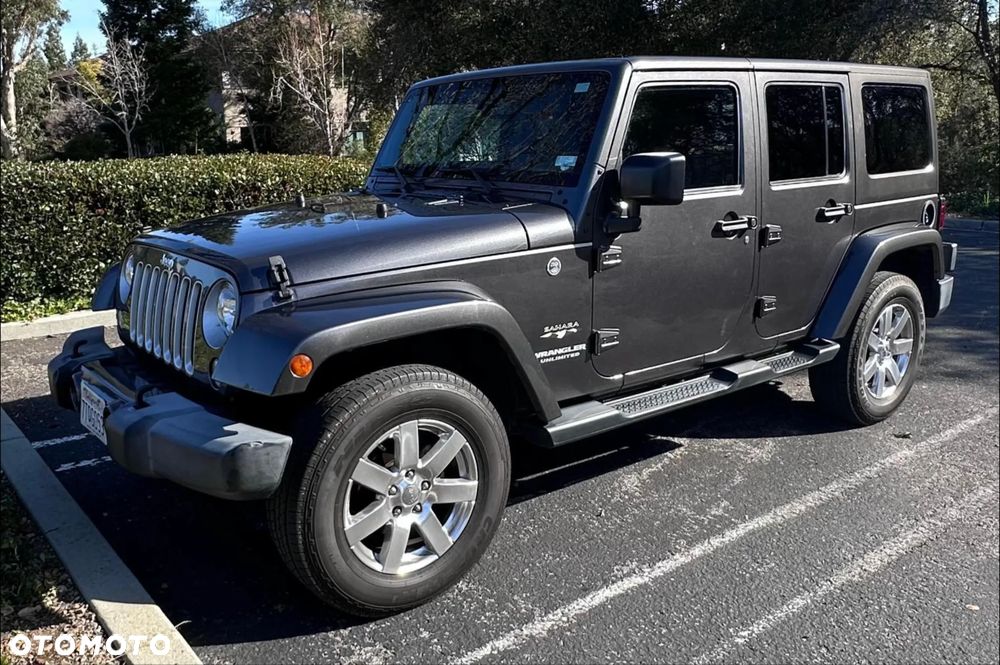 Jeep Wrangler Unlimited 3.6 Automatik Sahara - 3