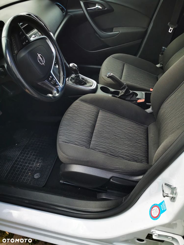 Opel Astra 1.6 CDTI Enjoy - 10