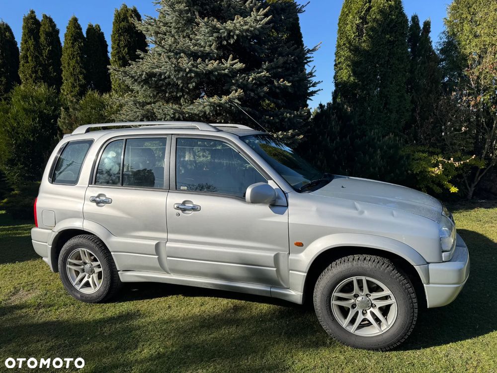 Suzuki Grand Vitara 2.0 - 3