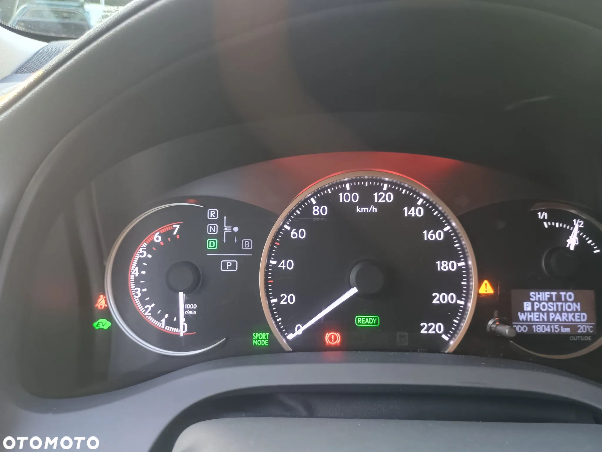 Lexus CT 200h - 14