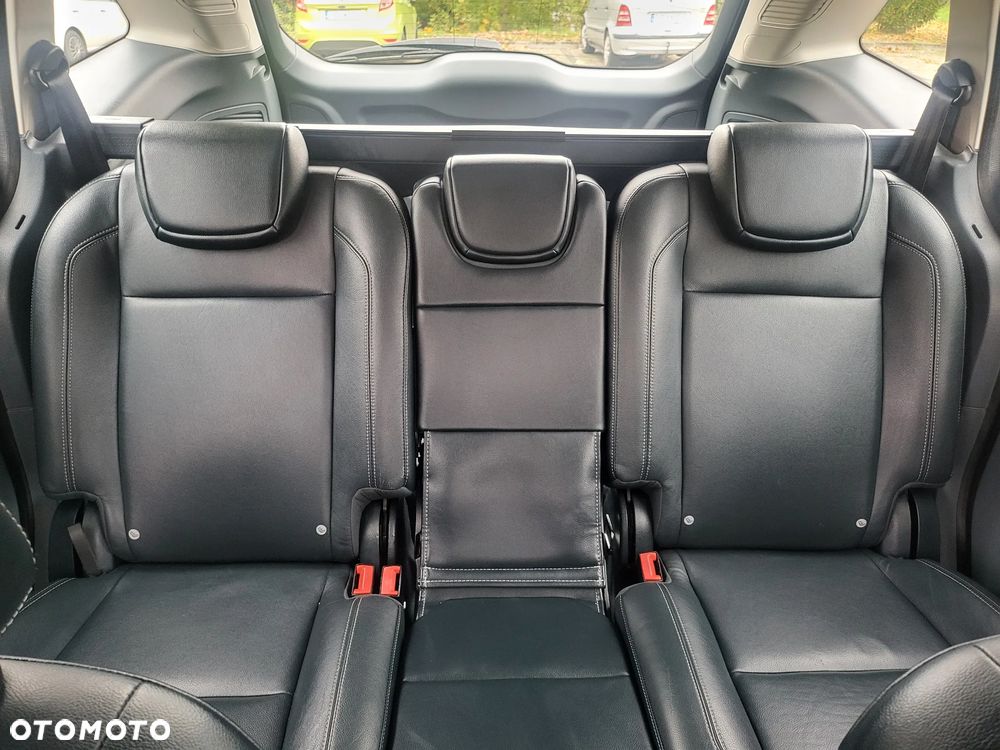 Ford Grand C-MAX 2.0 TDCi Titanium - 22