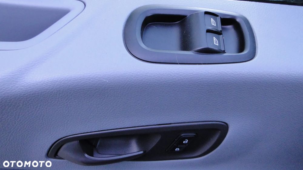 Ford Transit - 17