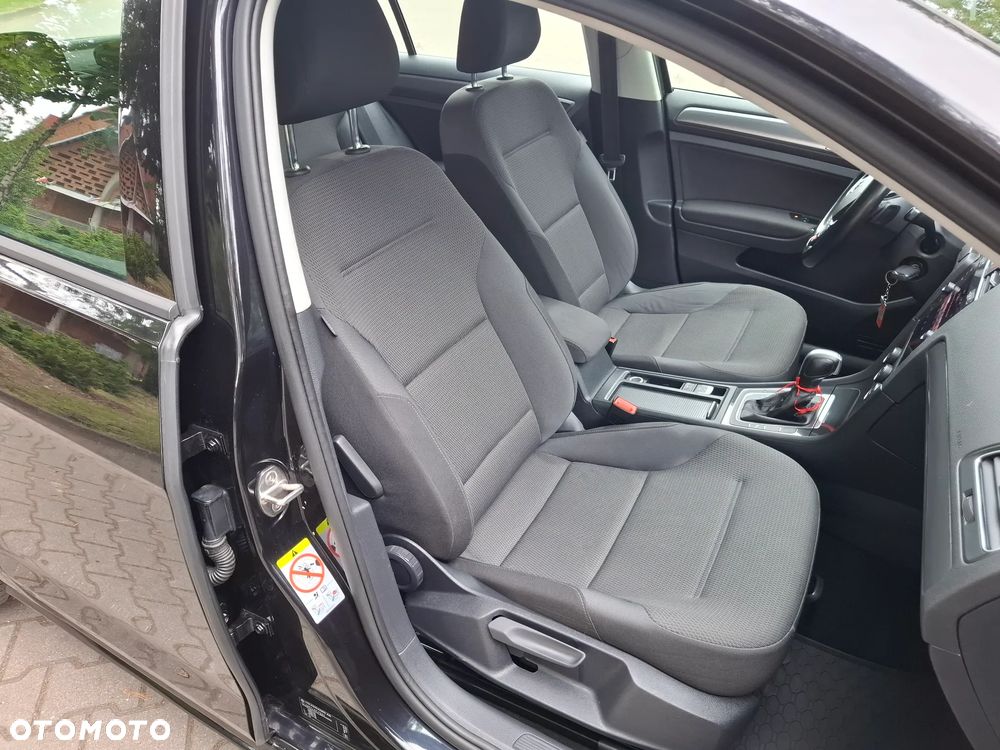 Volkswagen Golf 2.0 TDI R-Line DSG - 19