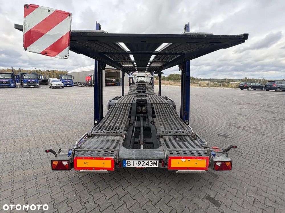 Mercedes-Benz Actros - 9
