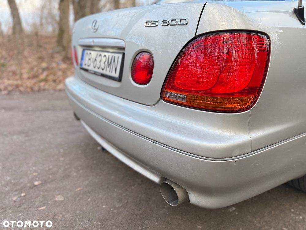 Lexus GS 300 - 11
