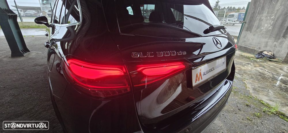 Mercedes-Benz GLC 300 de 4Matic 9G-TRONIC AMG Line Advanced - 14