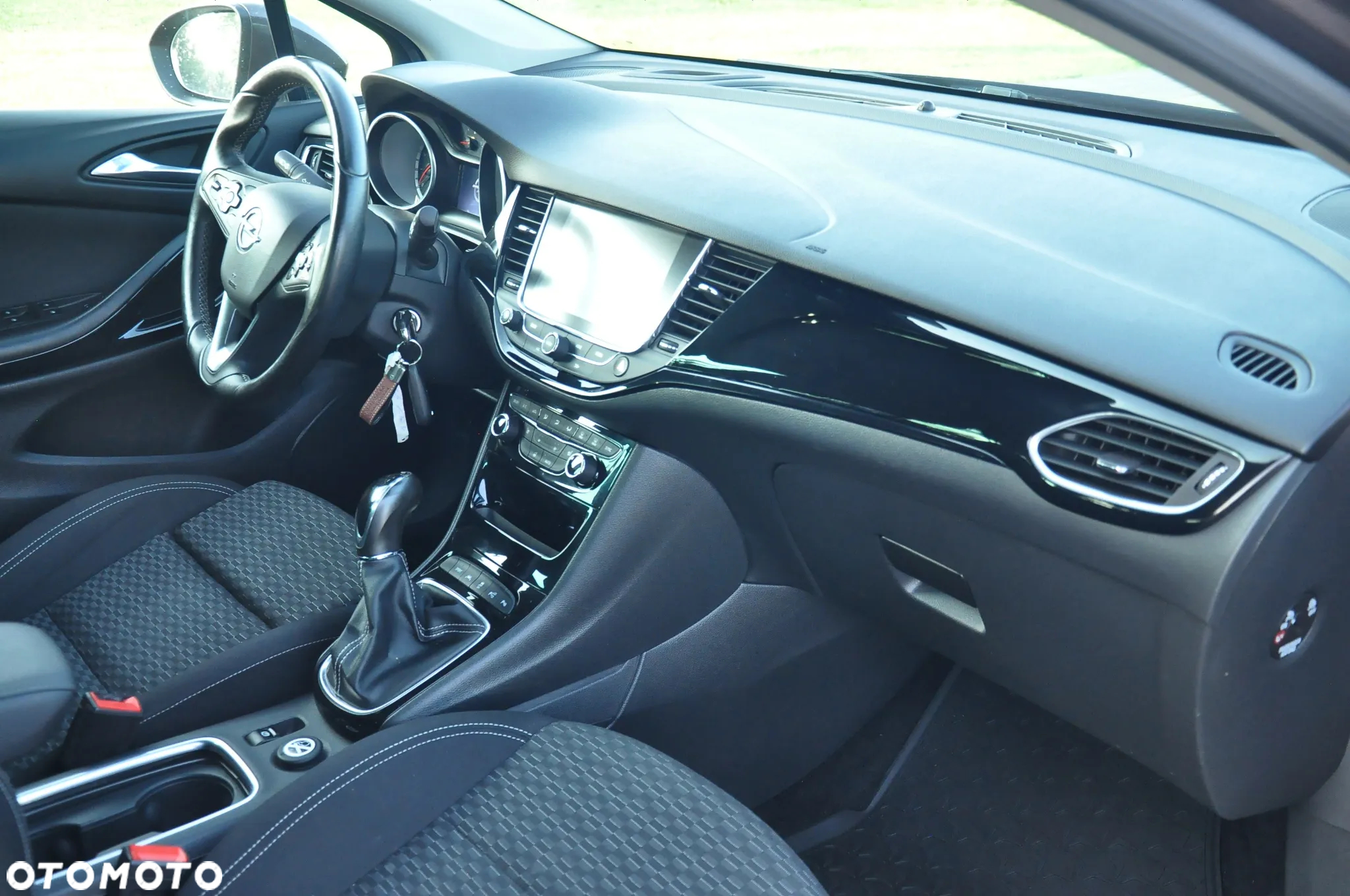 Opel Astra 1.4 Turbo Sports Tourer Active - 32