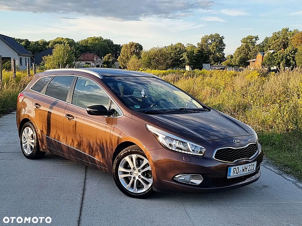 Kia Ceed 1.6 GDI Platinum Edition - 2