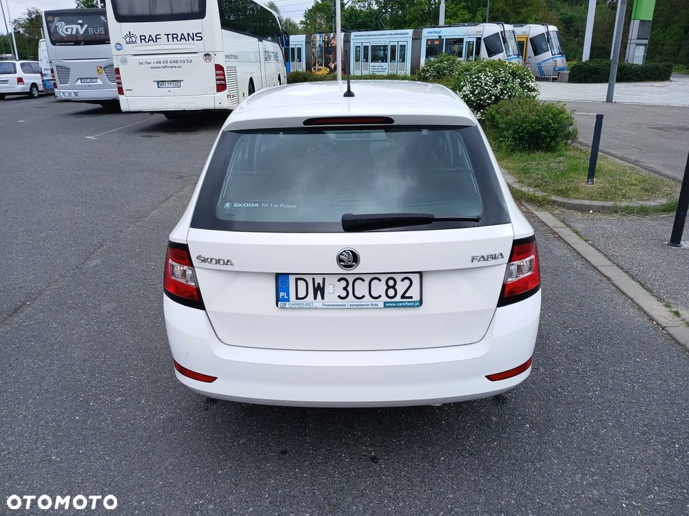 Skoda Fabia - 11