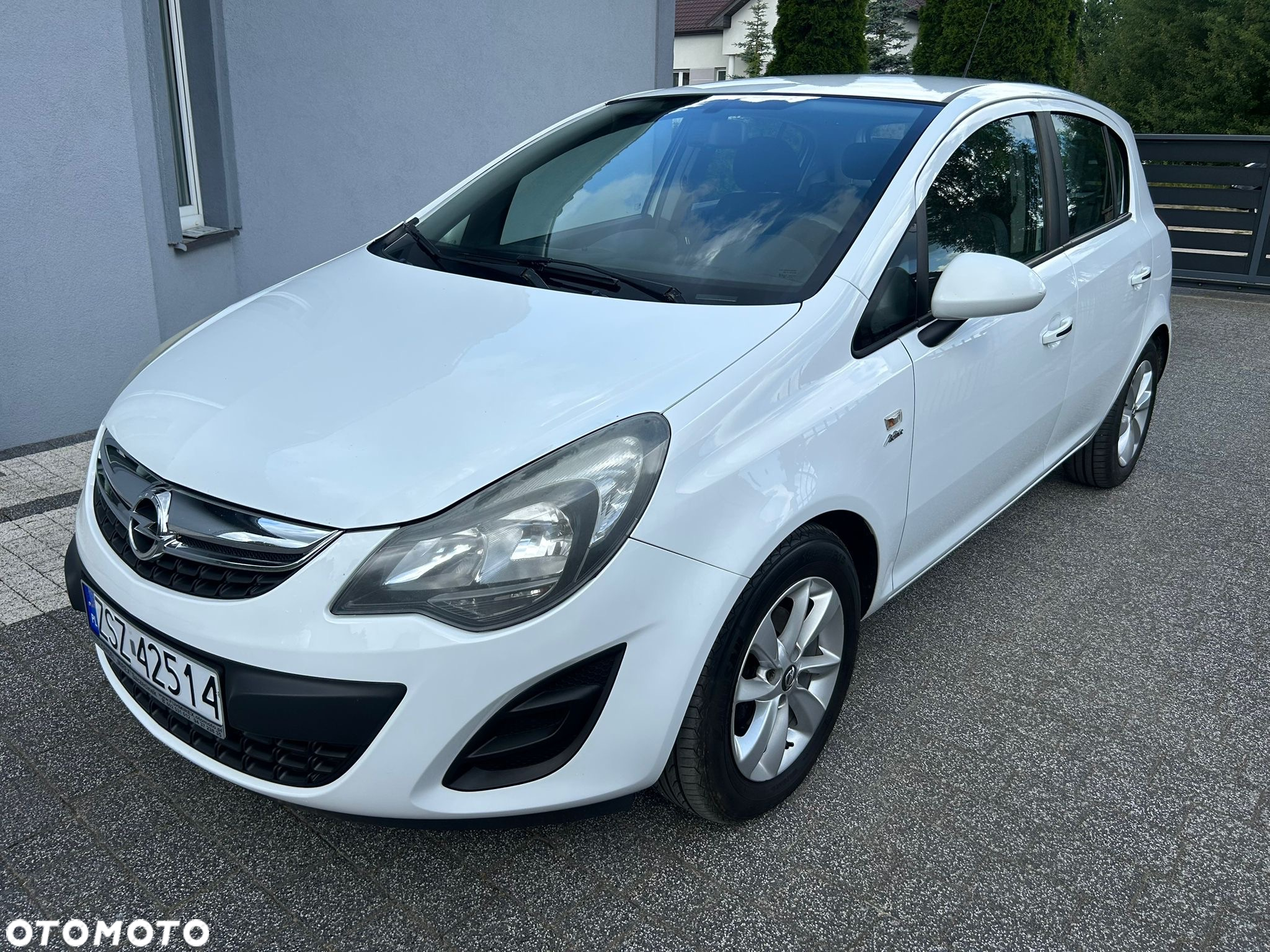 Opel Corsa 1.2 16V Edition / Active - 18