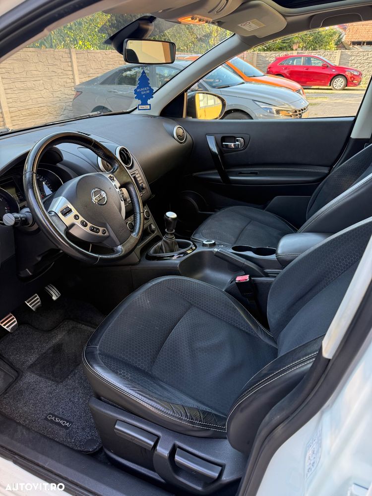 Nissan Qashqai 1.6 DCI Start/Stop 4X4-i Tekna - 10