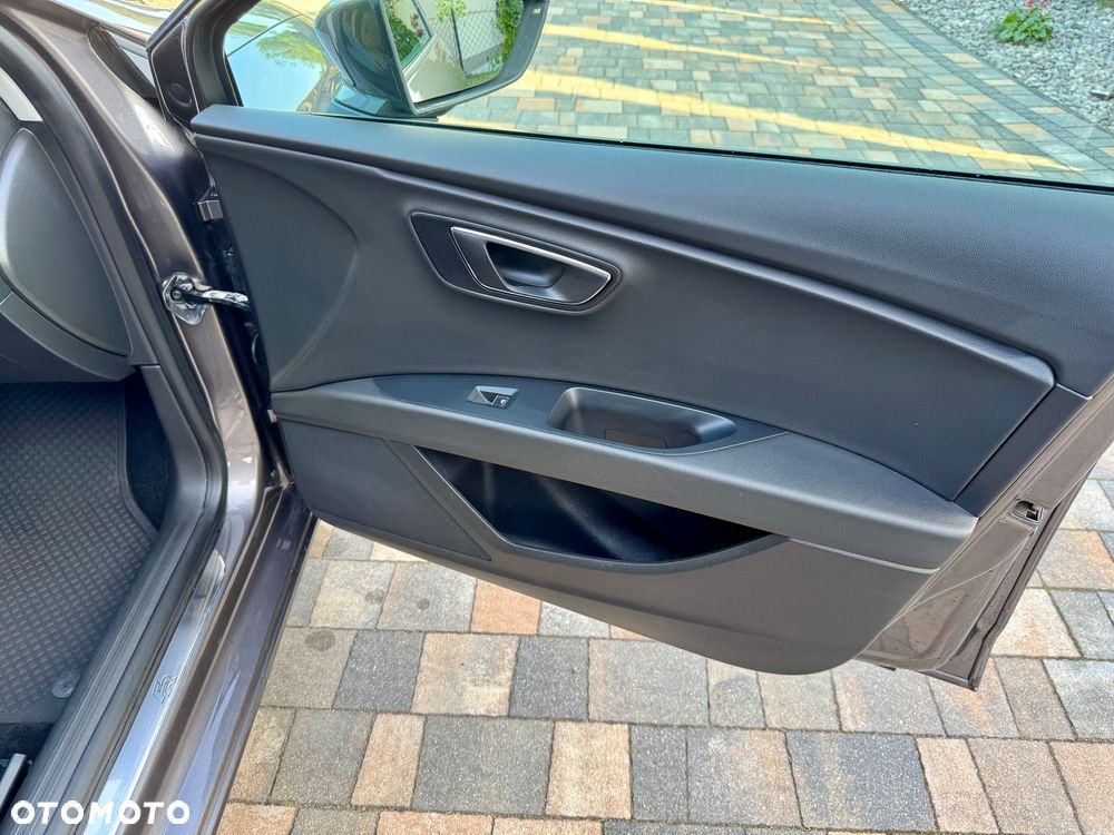 Seat Leon 2.0 TDI DPF Start&Stop DSG FR - 29