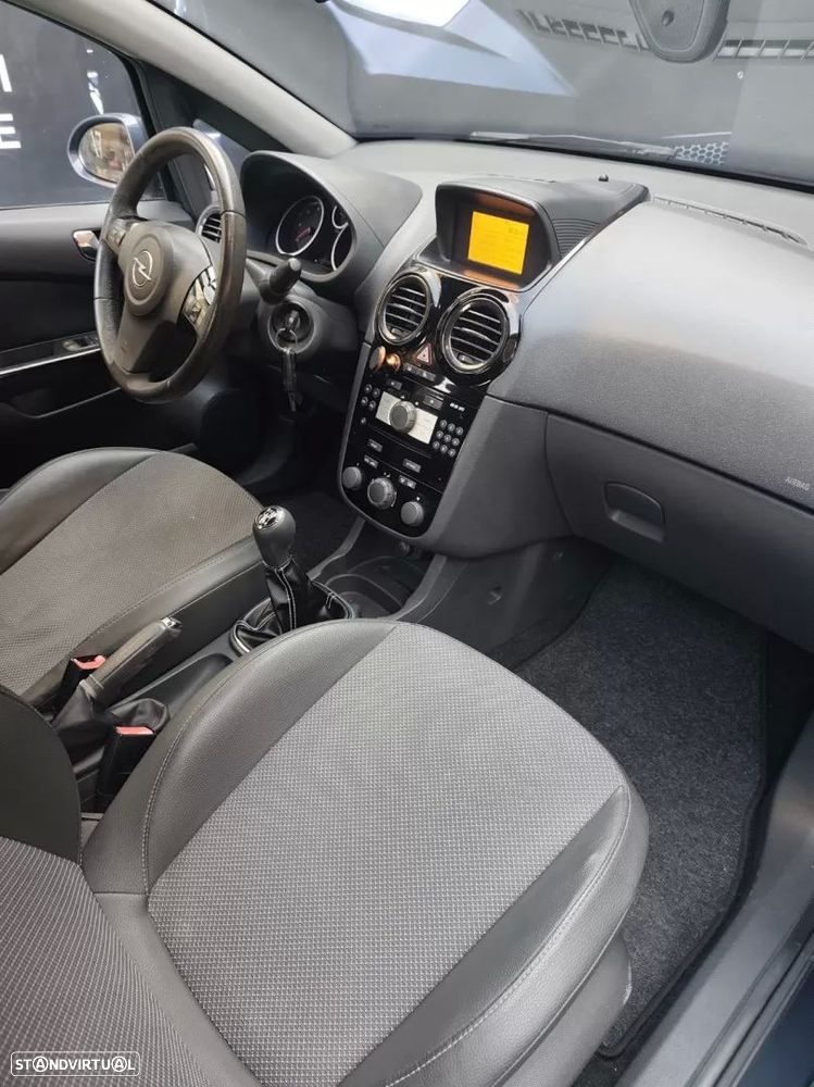 Opel Corsa 1.3 CDTi Enjoy - 6