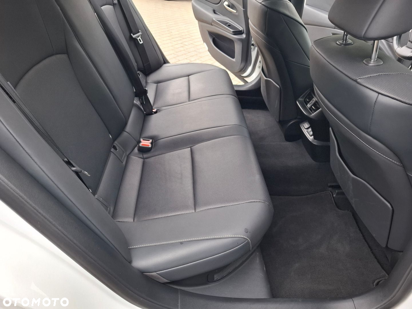 Lexus ES - 27