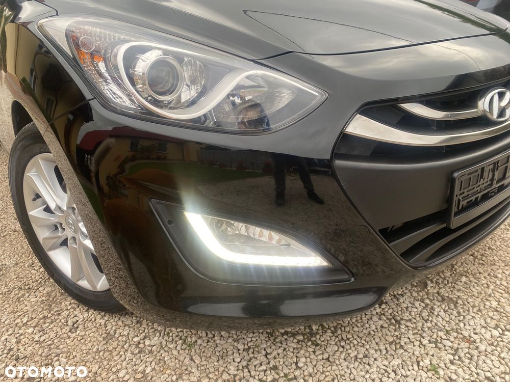 Hyundai i30 1.6 CRDi BlueDrive Premium - 29