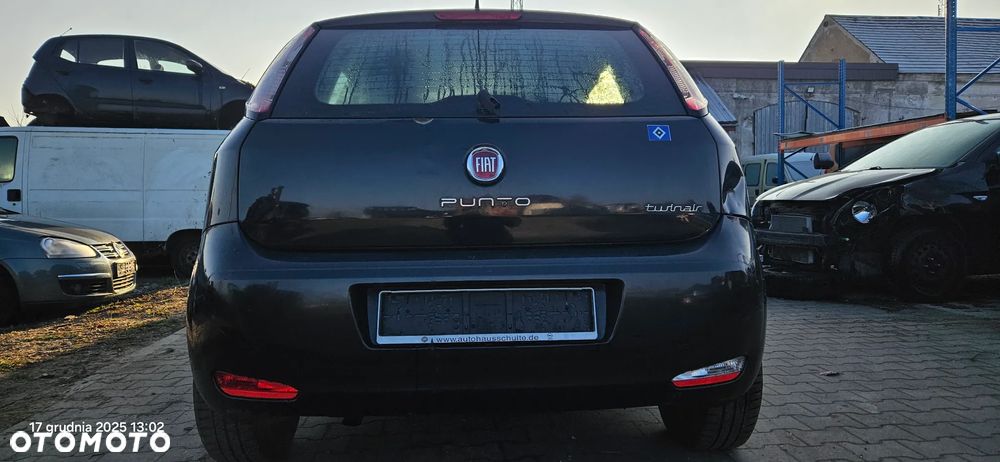 Zderzak tył tylny Fiat Punto III 2012 Evo Twinair 876 5d hatchback - 1