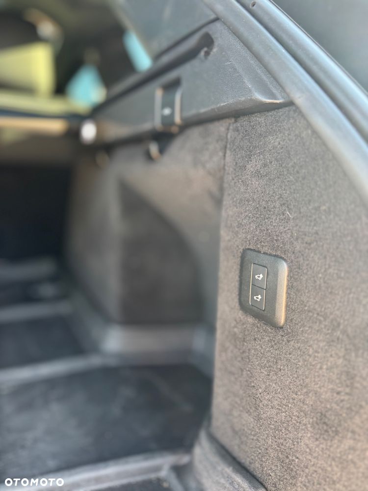 Land Rover Range Rover Sport - 38