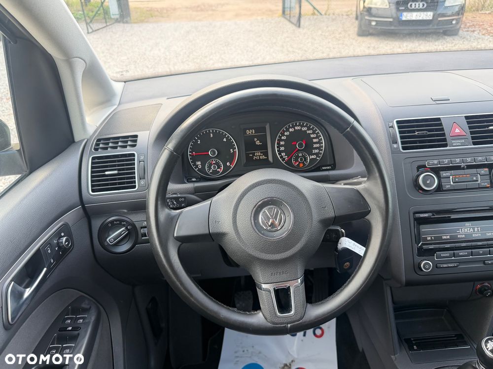 Volkswagen Touran 2.0 TDI DPF MATCH - 34