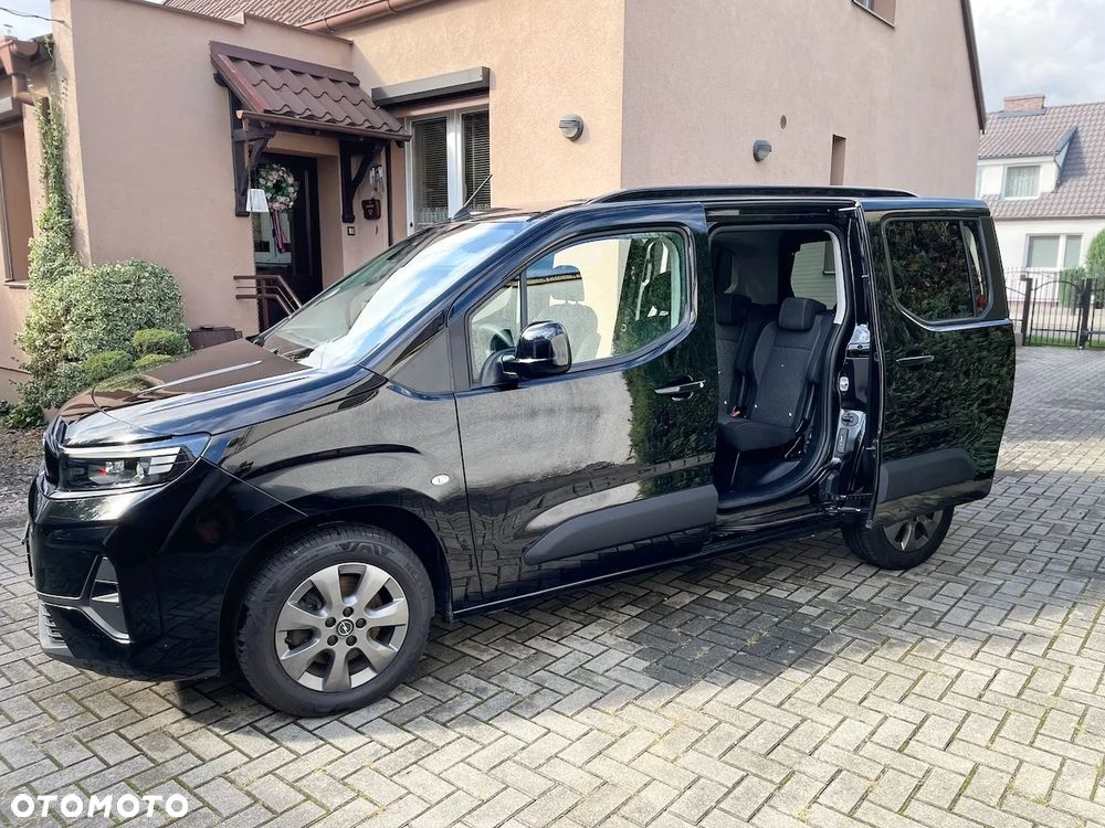 Opel Combo 1.5 D 96kW Automatik GS - 24