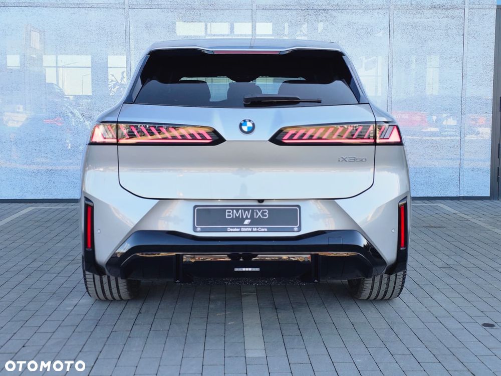 BMW iX3 - 5