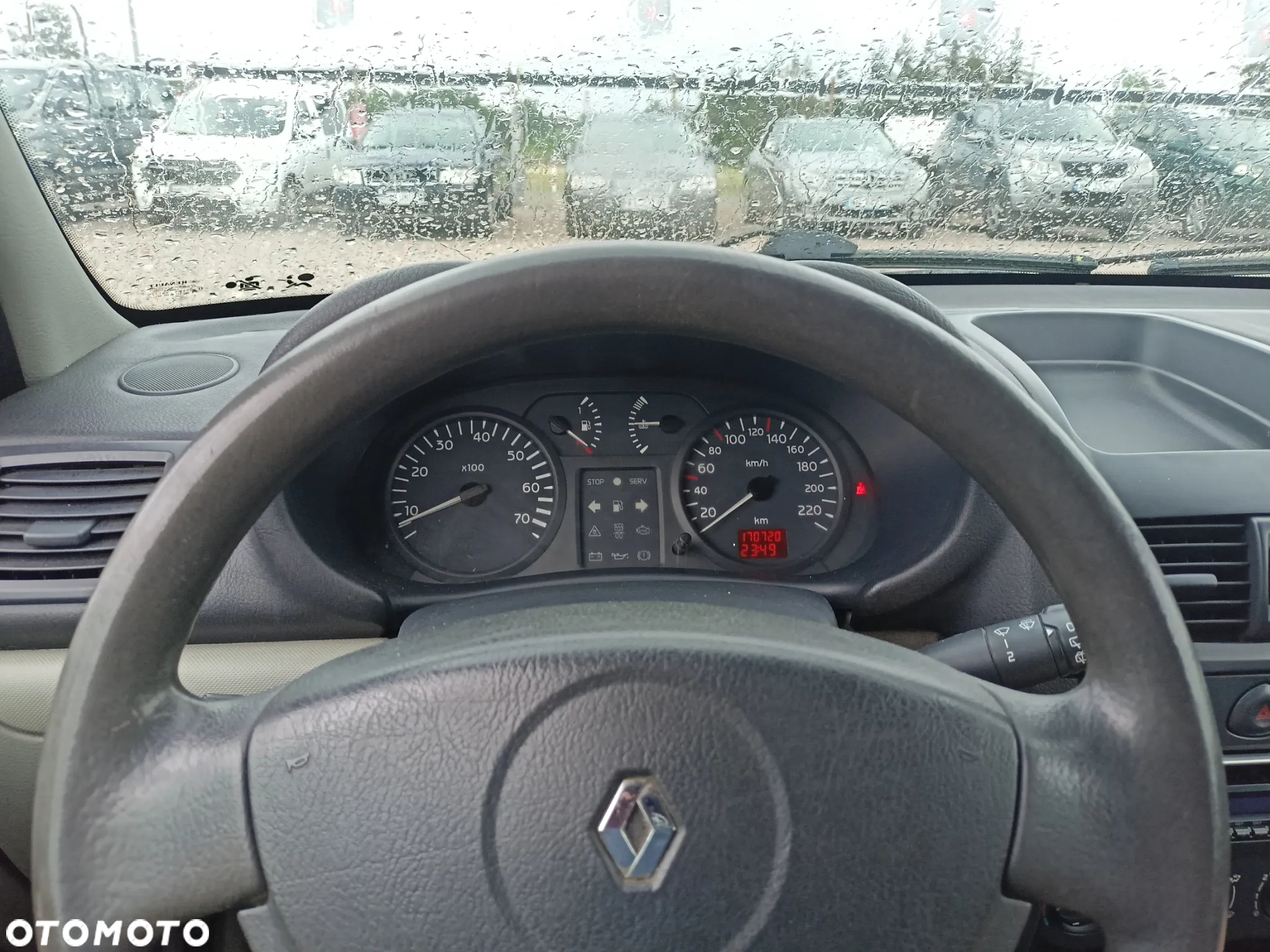 Renault Clio - 9