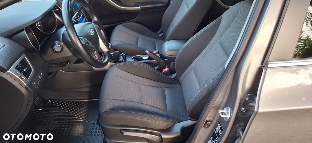 Hyundai i30 1.6 CRDi Style - 12