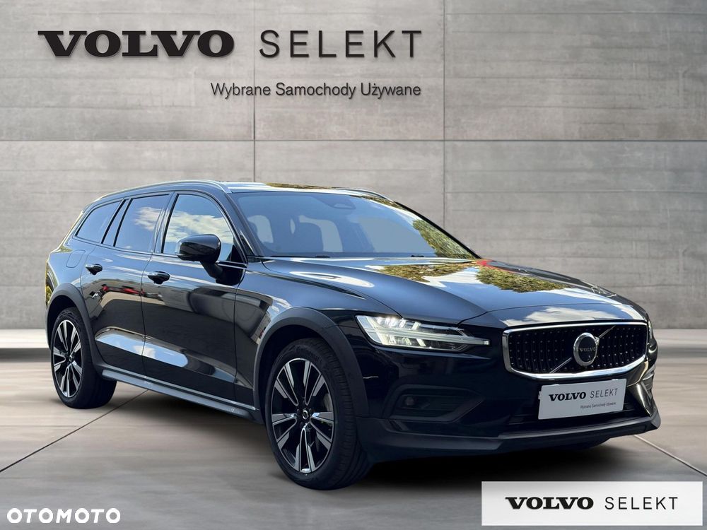 Volvo V60 Cross Country - 9
