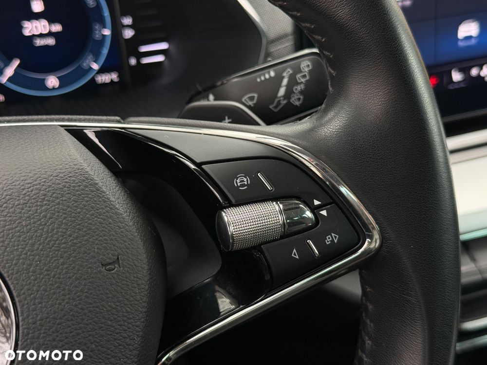 Skoda Octavia 2.0 TDI Style DSG - 17