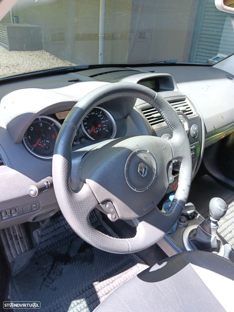 Renault Mégane Break 1.5 dCi Dynamique Luxe - 9