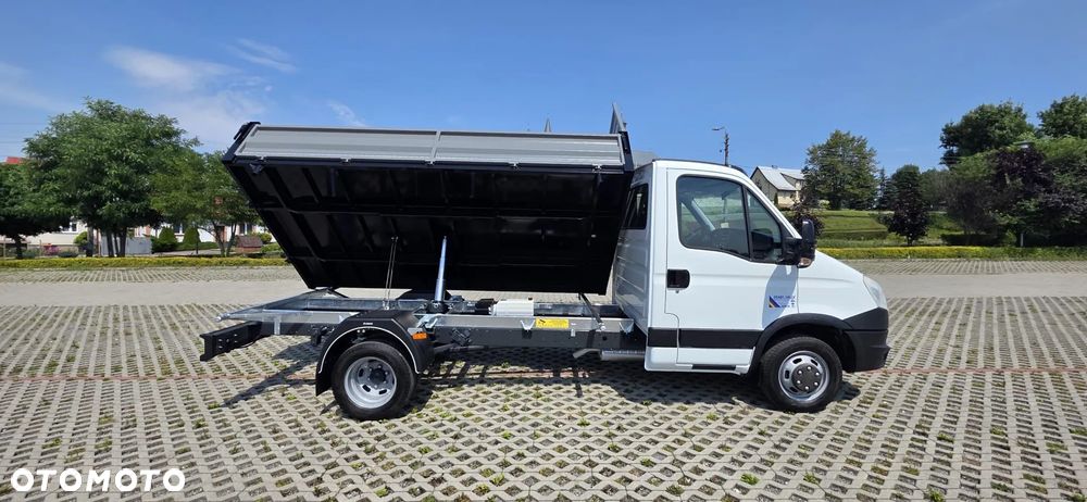 Iveco DAILY - 16
