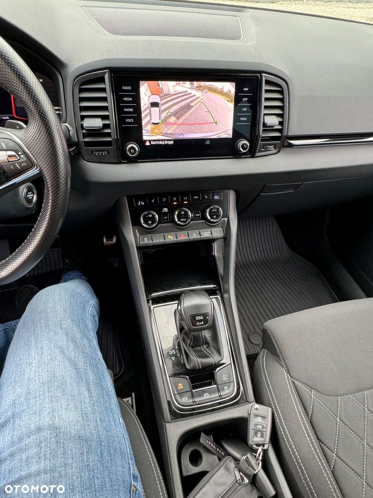 Skoda Karoq 2.0 TDI SCR 4x4 DSG Sportline - 33