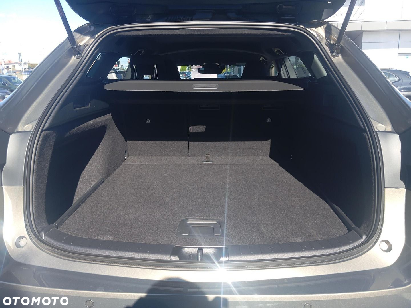 Toyota Corolla 1.8 Hybrid Comfort - 19
