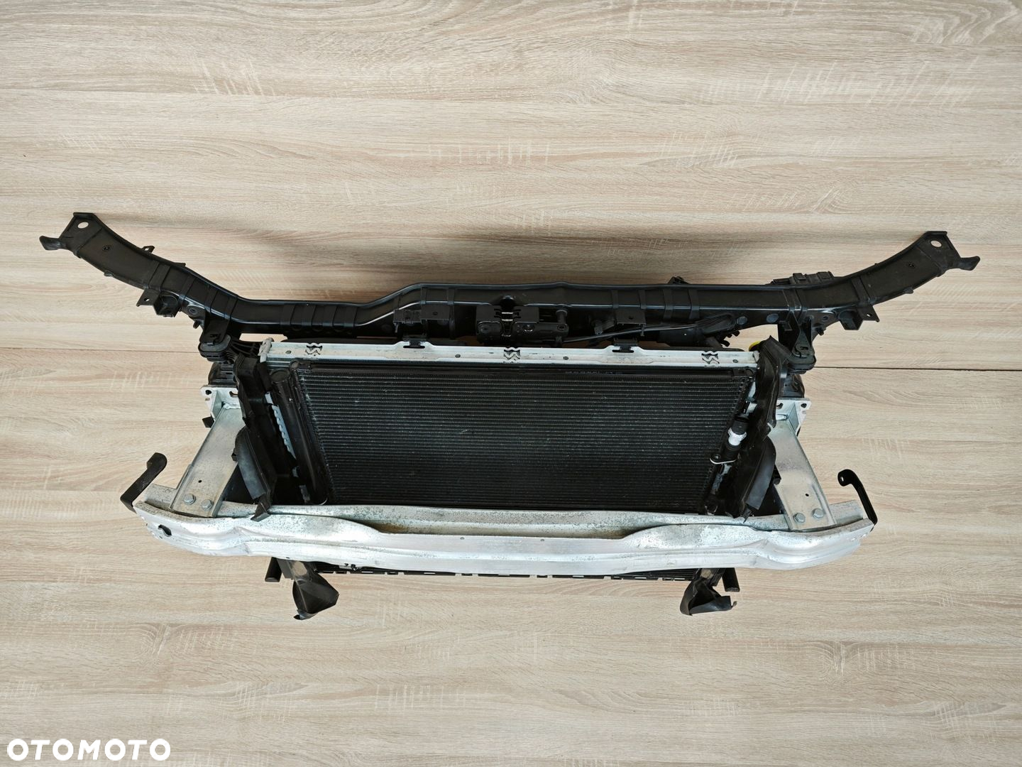 PAS PRZEDNI BELKA CHŁODNICE AUDI A5 8T 2.0 TDI 190 KM LIFT 8K0805594N 14km - 11