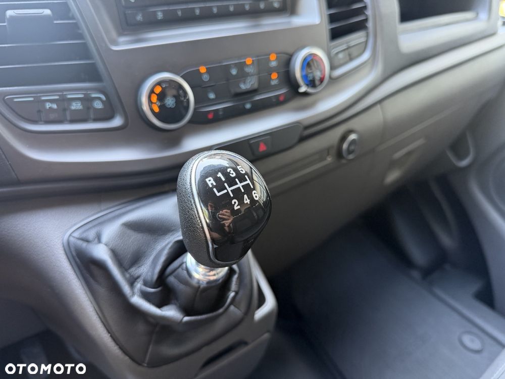 Ford Transit Custom - 9