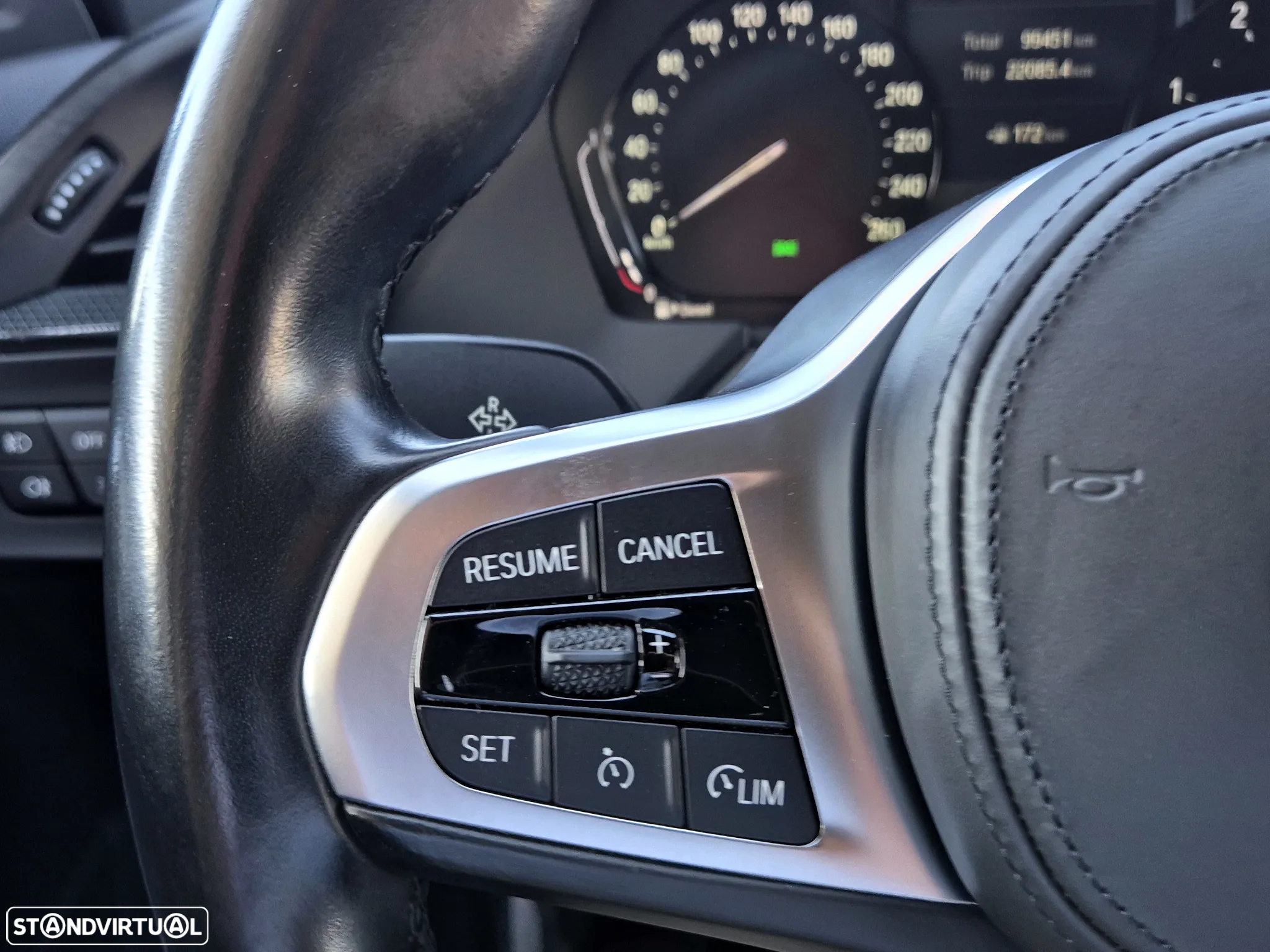 BMW 116 d Pack Desportivo M - 10
