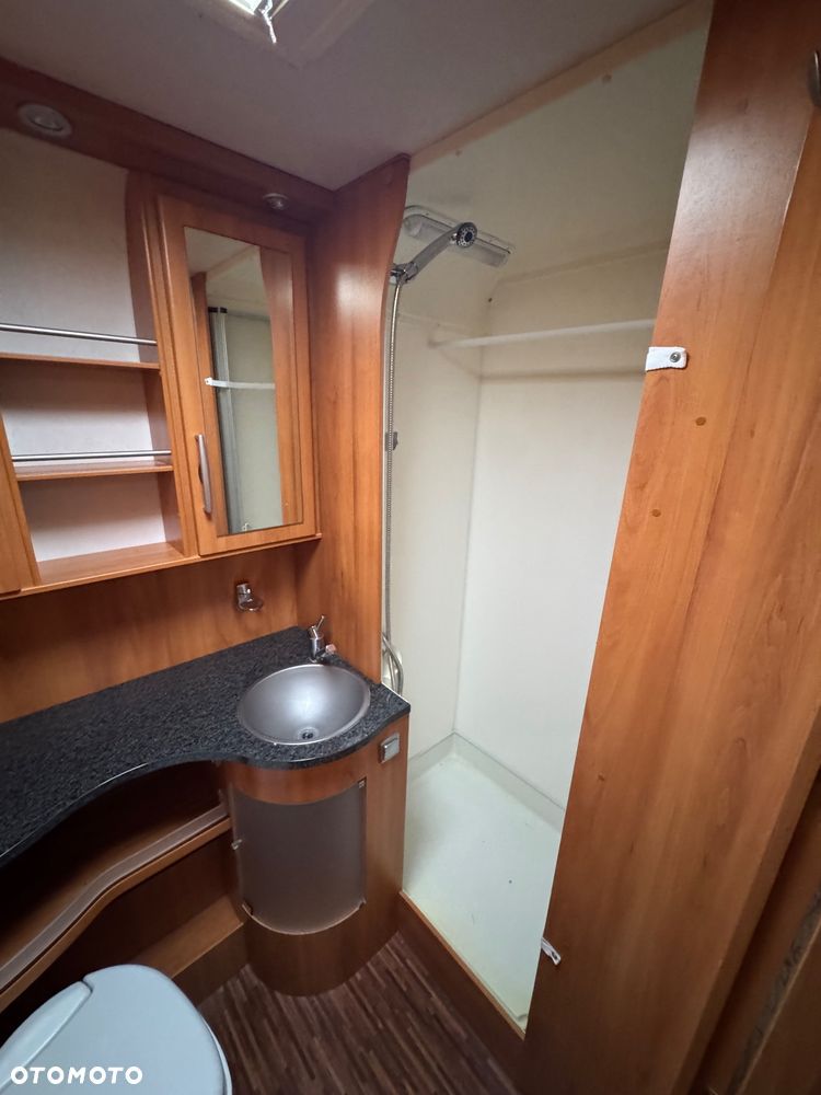 Hymer-Eriba Nova gl 580 - 9