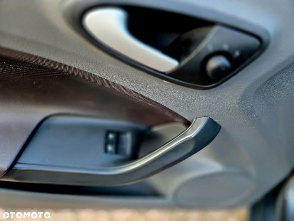 Seat Ibiza 1.2 12V Reference Salsa - 16