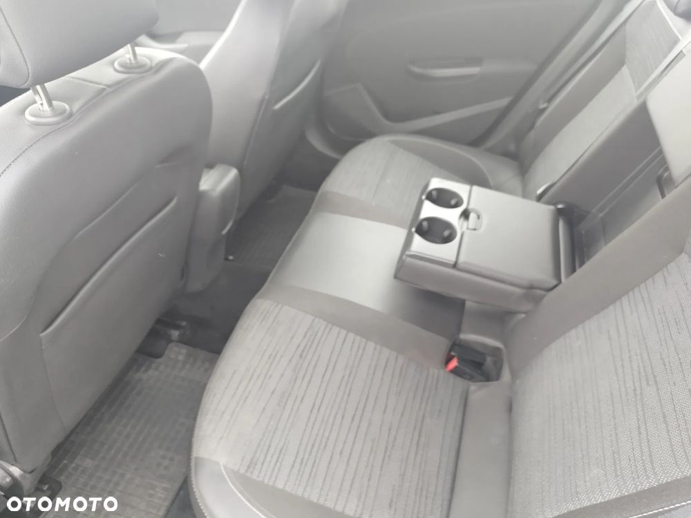Opel Astra 1.6 Executive EU6 - 7