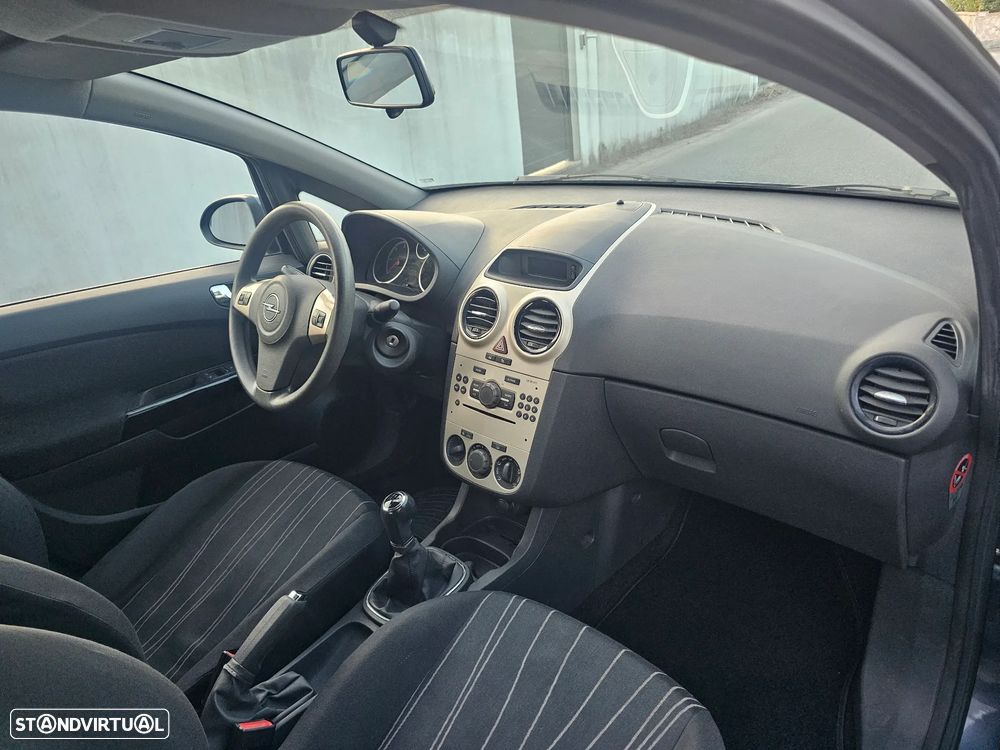 Opel Corsa 1.3 CDTI Enjoy EcoFLEX - 27