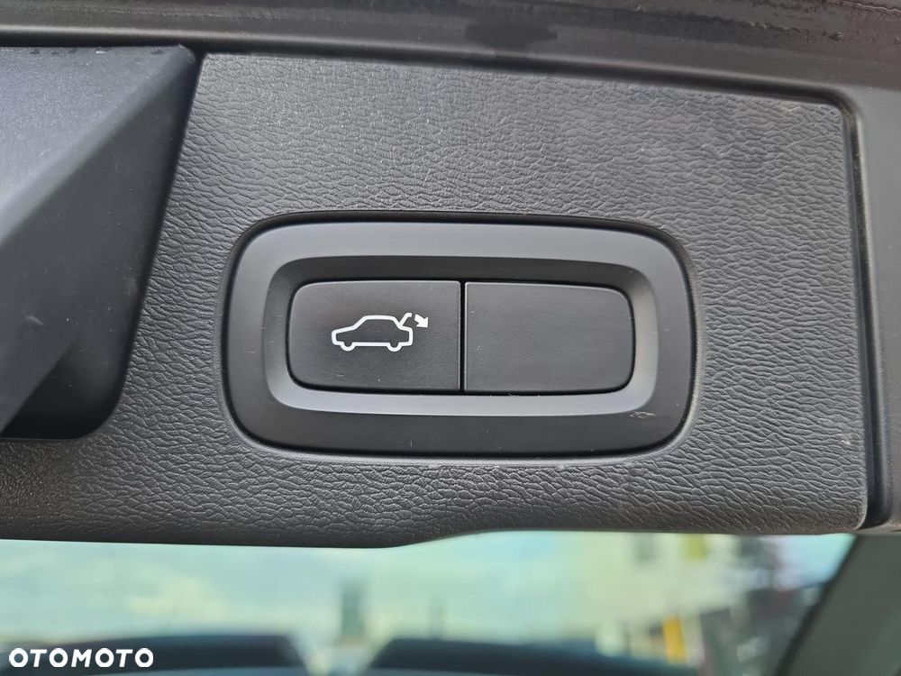 Volvo XC 60 D4 Inscription - 25