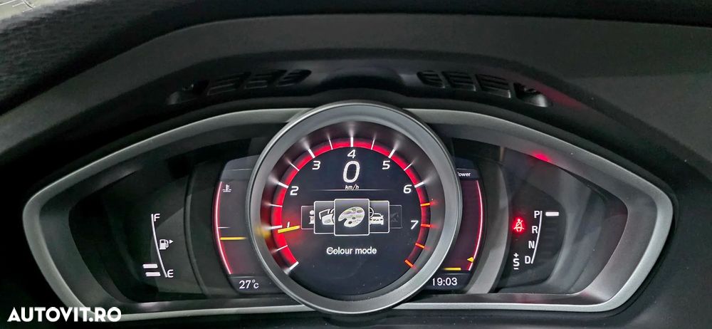 Volvo V40 T2 Aut. Inscription - 25