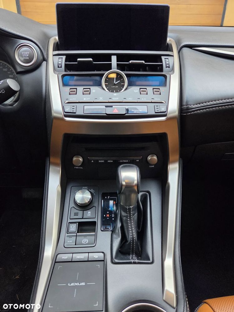 Lexus NX 300 Comfort AWD - 21