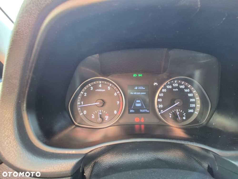Hyundai i30 1.4 Classic + - 8