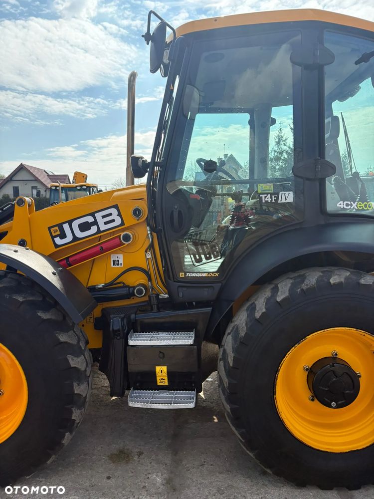 JCB 4CX - 31
