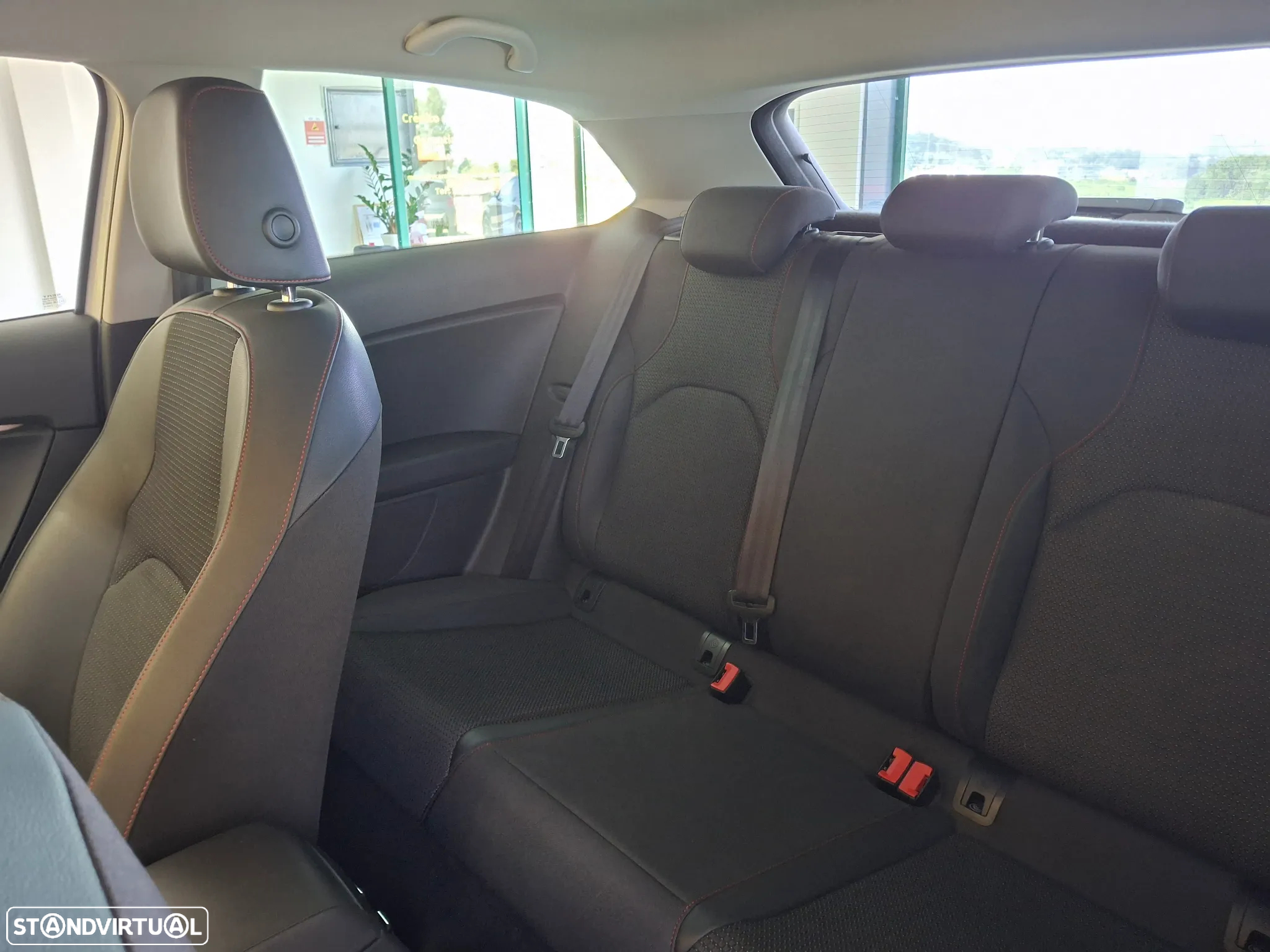 SEAT Leon SC 2.0 TDI FR S/S - 11